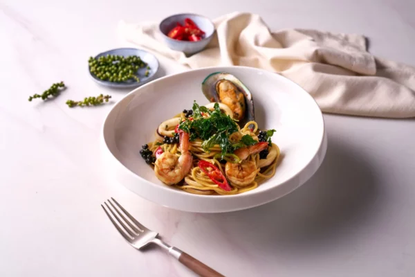 br_pg03-the-beach-club1_440-c62